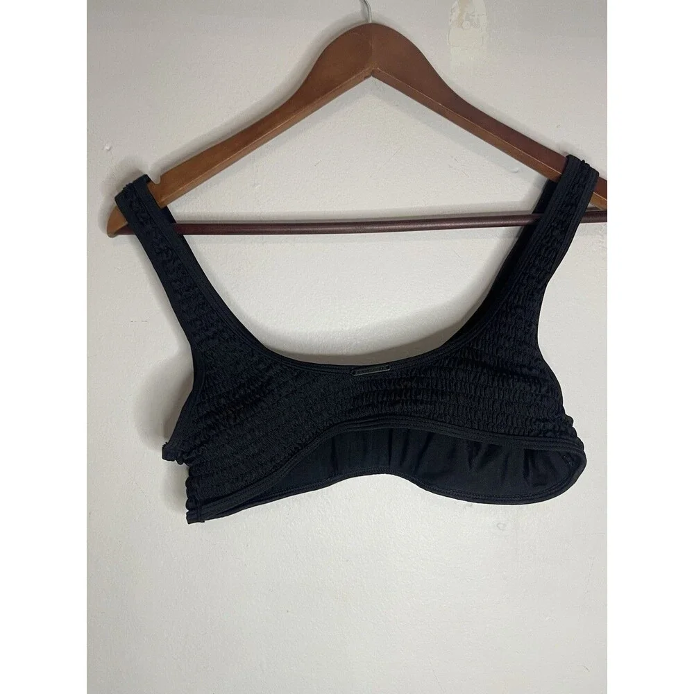 Kendall And Kylie Black Textured Swim Top Medium